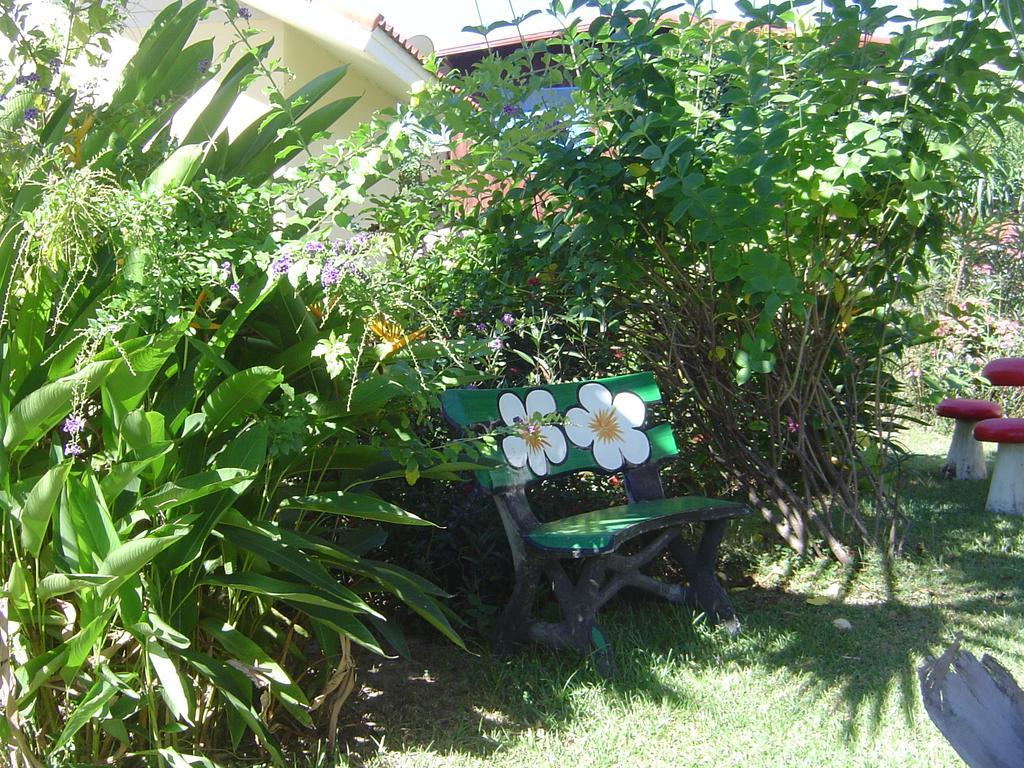 Mini-Golf **** & Resort Ubon Ratchathani Esterno foto